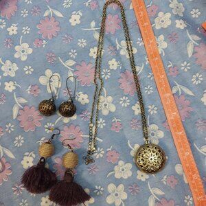 3121 Two Pair of Plunder Earrings and Jeweled Pendant 16" Long Necklace .